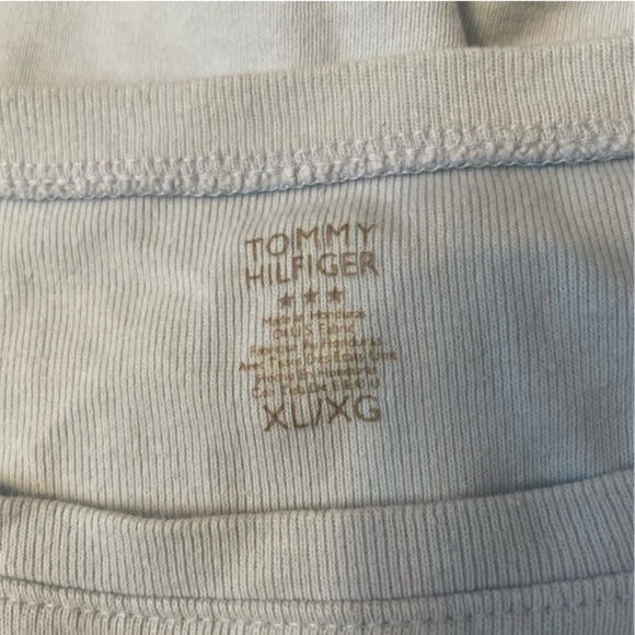 Tommy Hilfiger T-shirt - Picture 3 of 5
